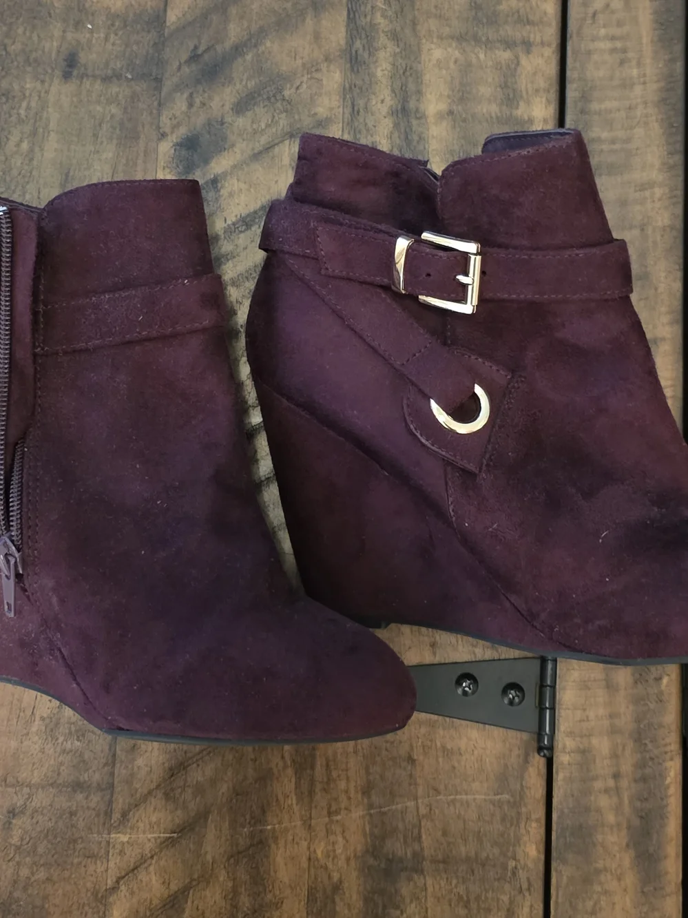 Women's Burgundy  Wedge Booties